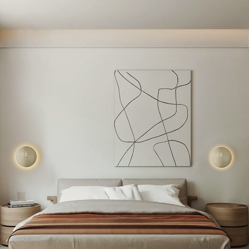 Minimalist Bauhaus Small Iron  - огляд і ціна Glass Bed