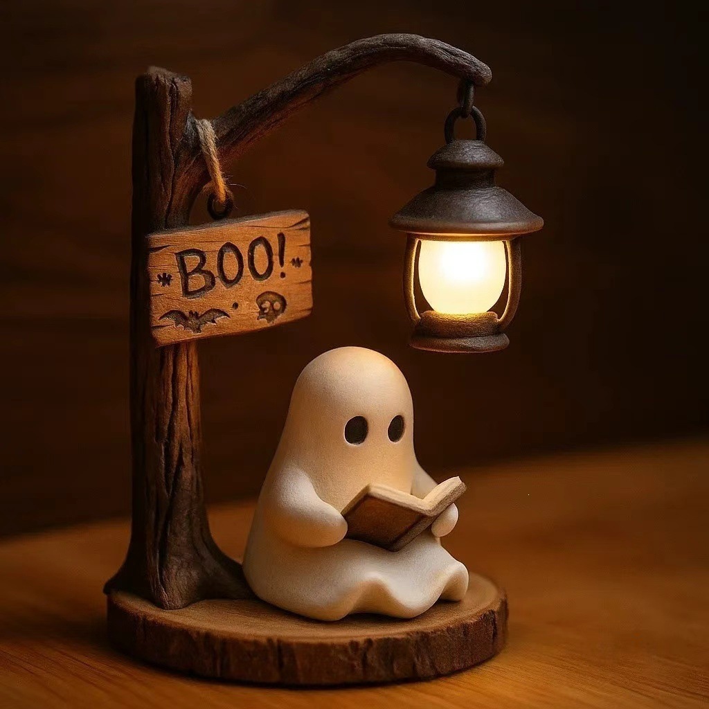Ghost Reading Lantern 4.3x3.14 - огляд і ціна Resin